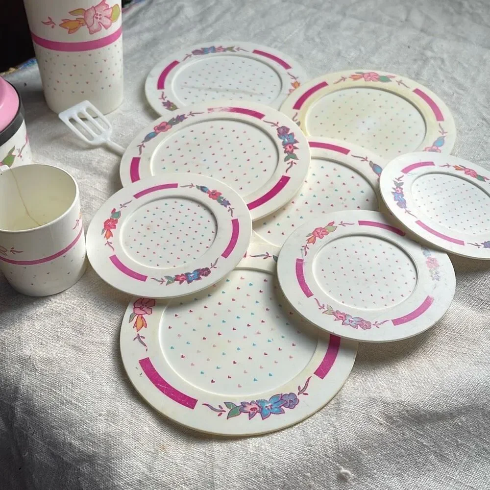 Vintage Chilton - Globe Inc replacement parts repaired stains.